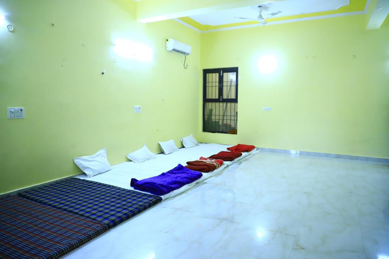 Shivraj Homestay Mathura Kültér fotó