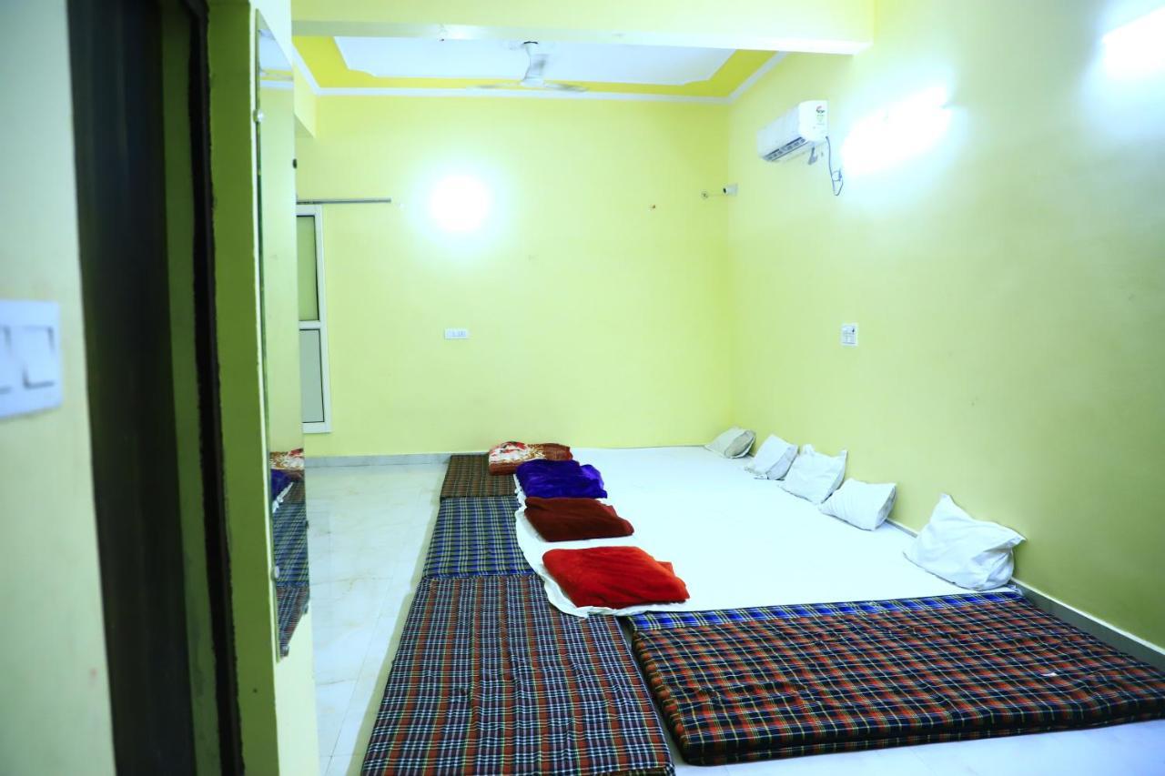 Shivraj Homestay Mathura Kültér fotó